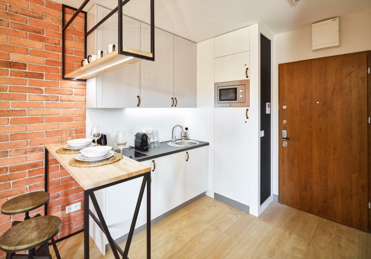 Atelier Apartamenty Praga No. 4 Varşovia Exterior foto